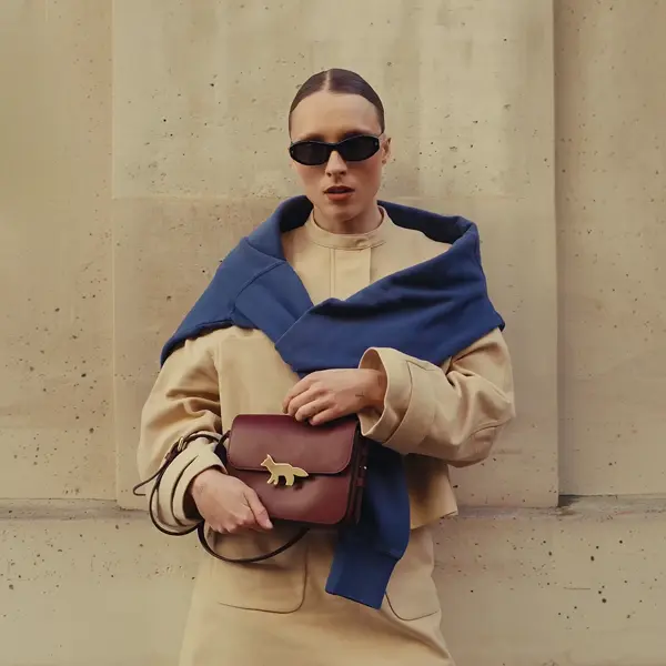 Ensemble et sac Maison Kitsuné